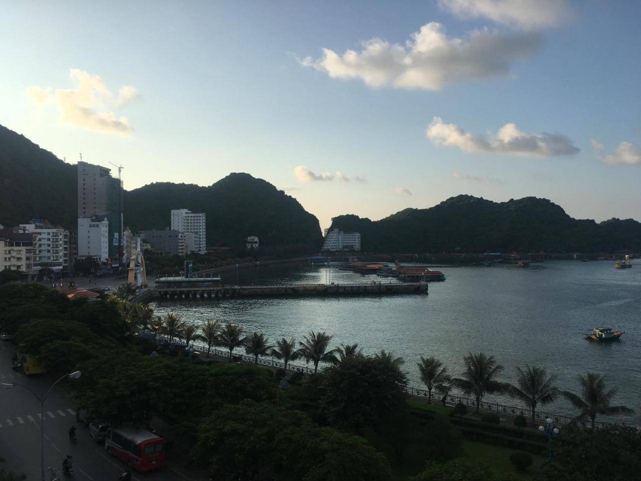Nam Phuong Hotel Dong Khe Sau Bagian luar foto