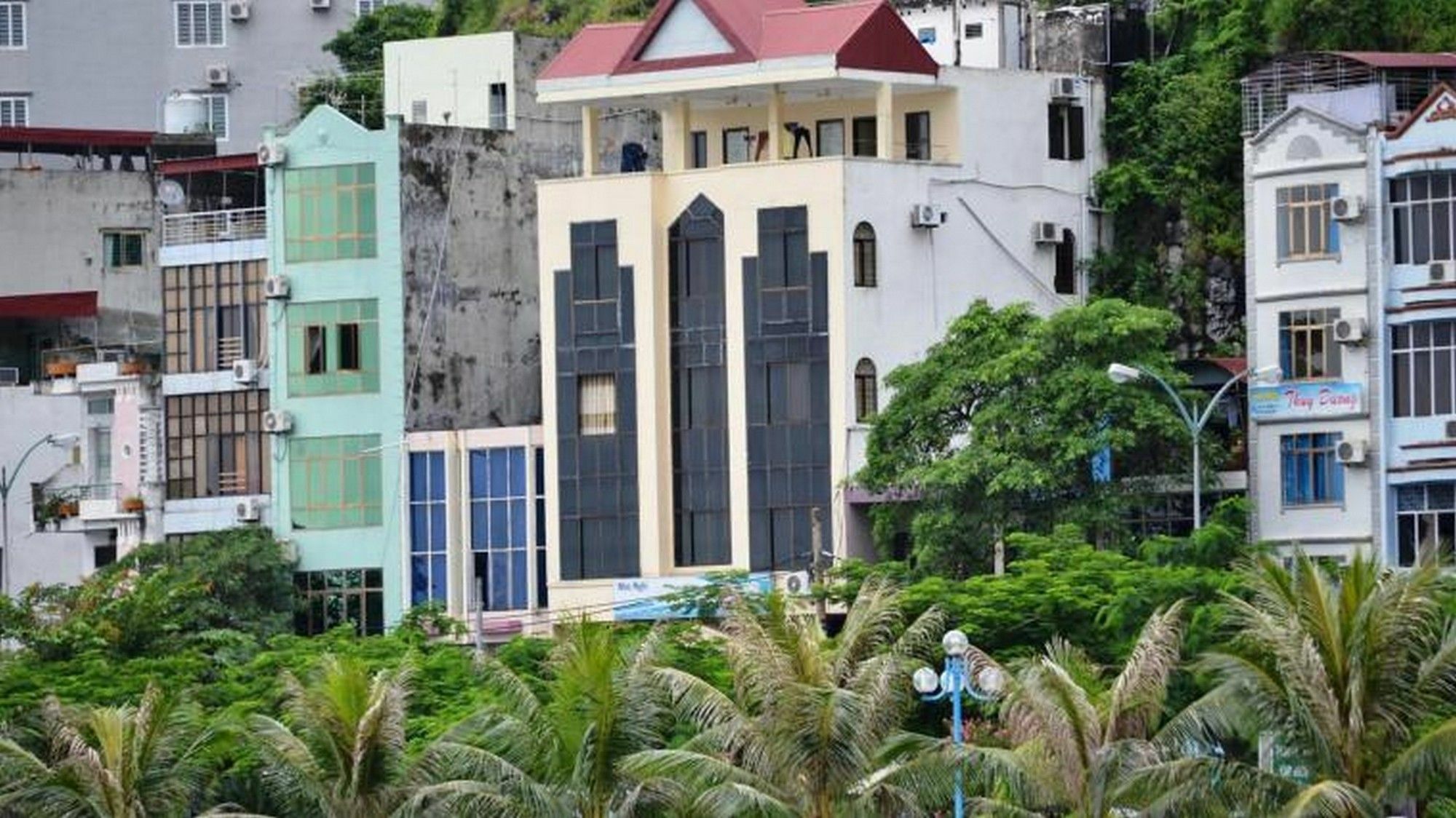 Nam Phuong Hotel Dong Khe Sau Bagian luar foto